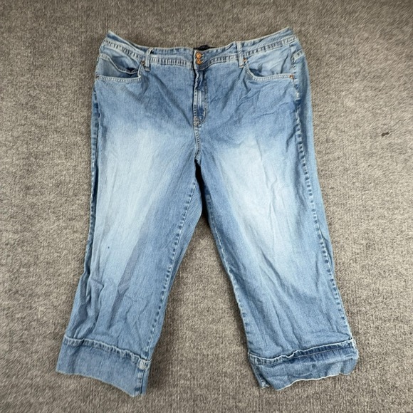 Bandolinoblu Denim - BandolinoBlu Capri Jeans Womens 22W Light Wash High Rise Relaxed Cuffed Denim